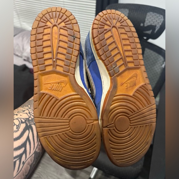 Nike SB Dunk Low Eric Koston
Size 10.5 used. No box. - Picture 7 of 7